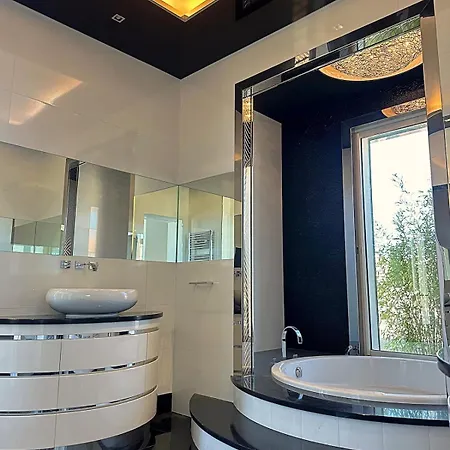 Βίλα Luxury Pool & Sea View Νίκαια