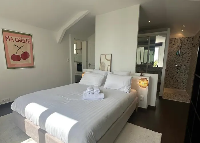 Luxury Pool & Sea View וילה