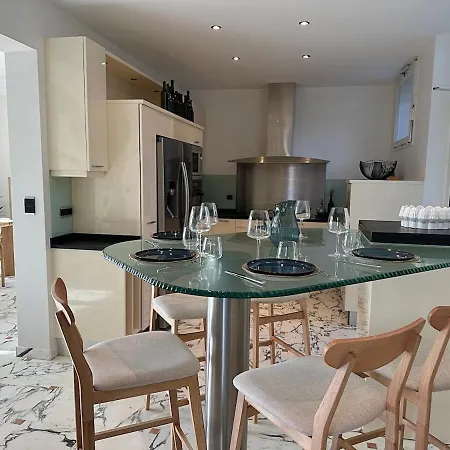 Luxury Pool & Sea View Вилла *